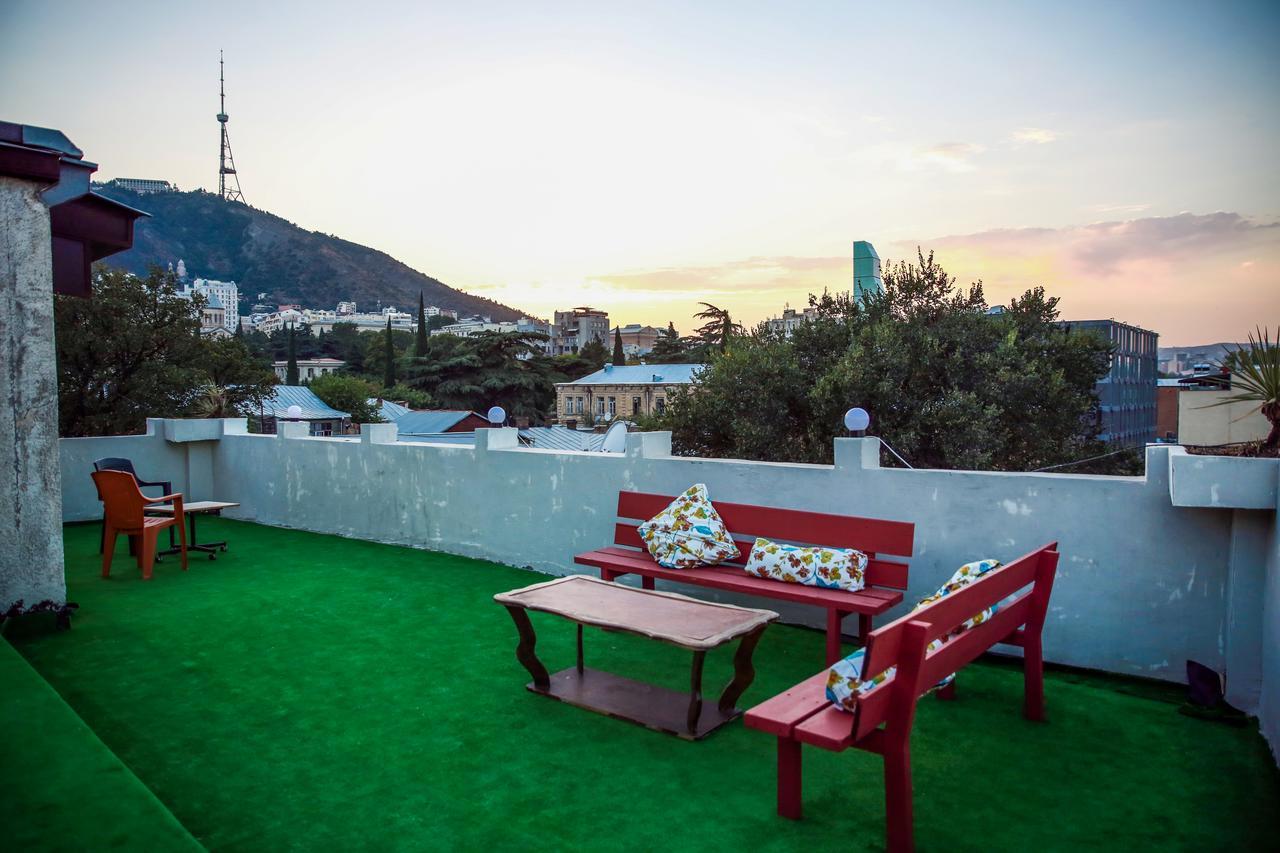 تبليسي Guest House Sky Plus المظهر الخارجي الصورة